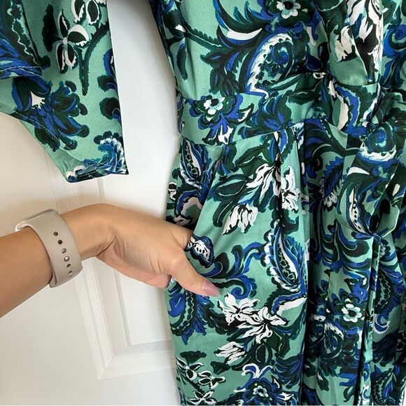 ZARA | Satin Jumpsuit - Picture 3 of 15